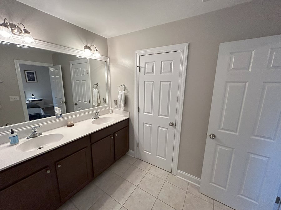 Master Ensuite Bathroom with double vanity