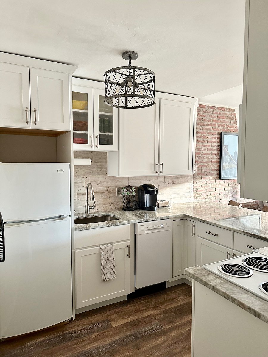 Spacious kitchen