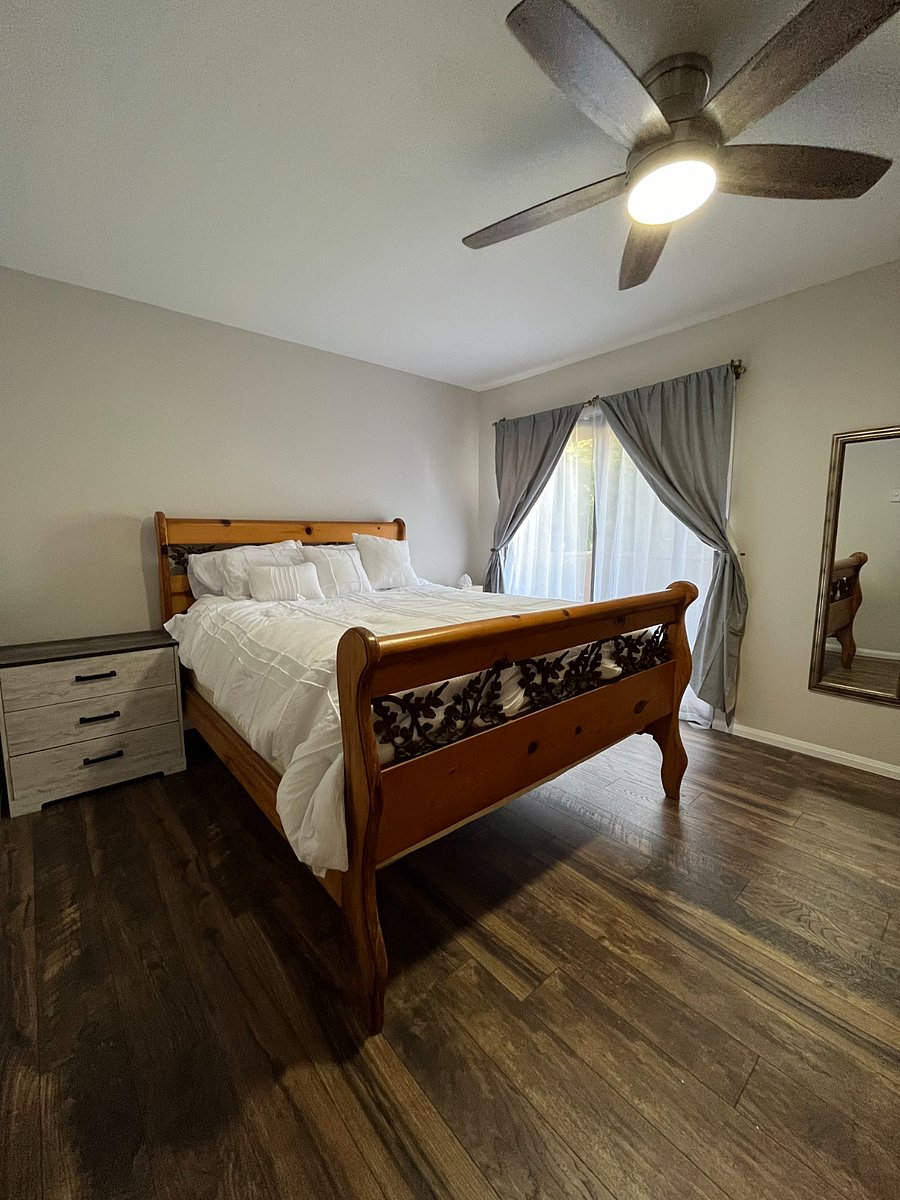 Main bedroom-sliding door leads to balcony