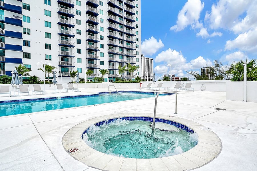 Furnished Finder property 642375_1 photo 6