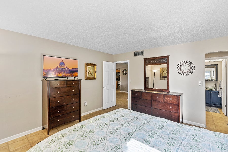 Furnished Finder property 642400_1 photo 28