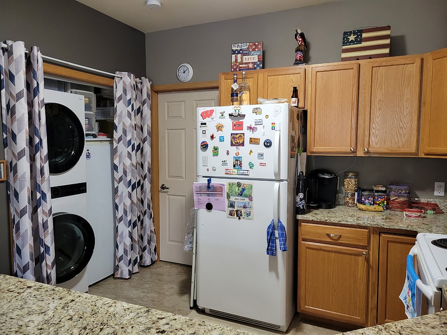 Kitchen & laundry
