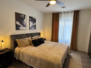bedroom 7 (downstairs)
