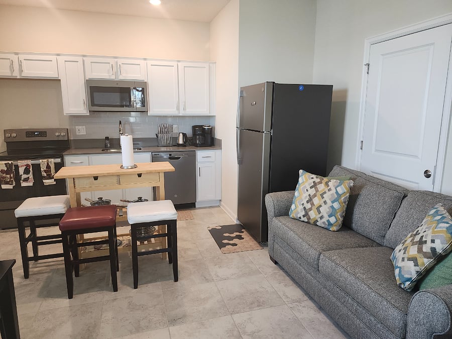 Furnished Finder property 642572_1 photo 3