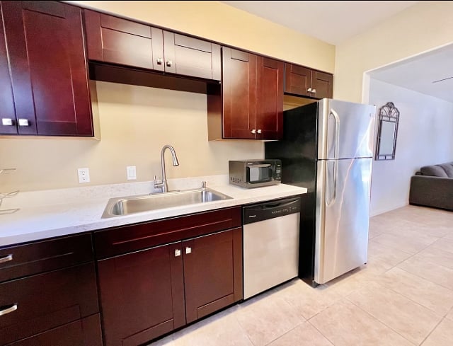 Furnished Finder property 642602_1 photo 4