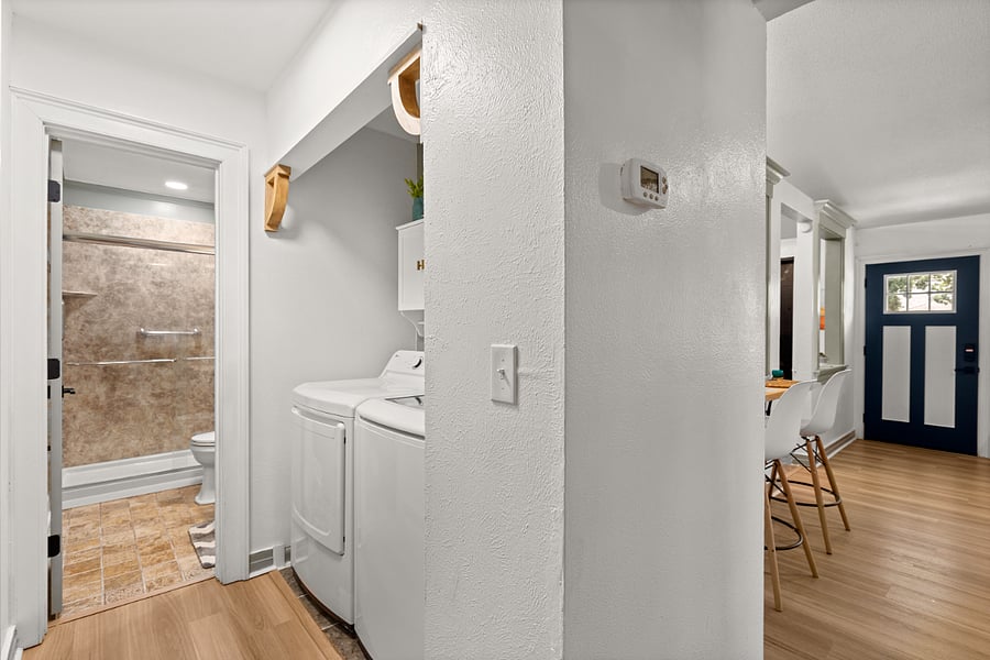 NEW Washer & Dryer & all your laundry essentials.