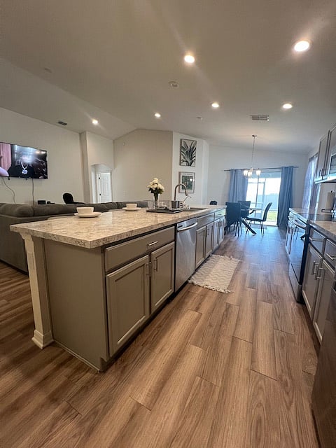 Furnished Finder property 643004_1 photo 7