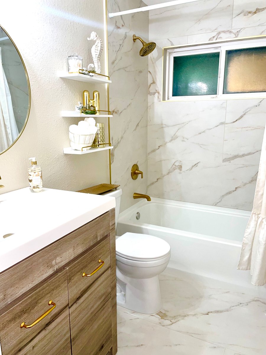 Renovated bathroom -Everything New