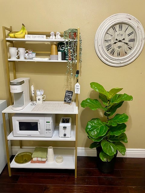 Microwave, Coffee & Toaster
