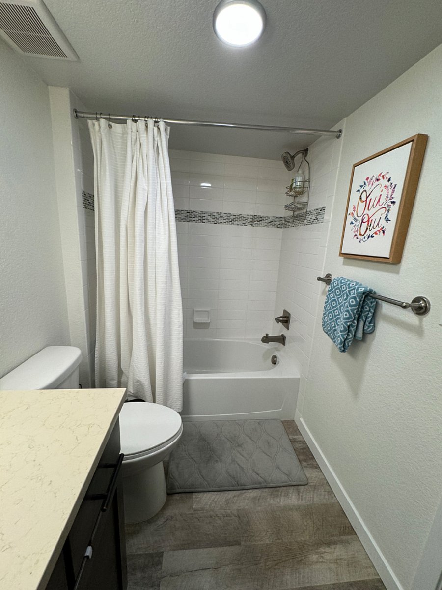 Full Bathroom with Shower and Tub