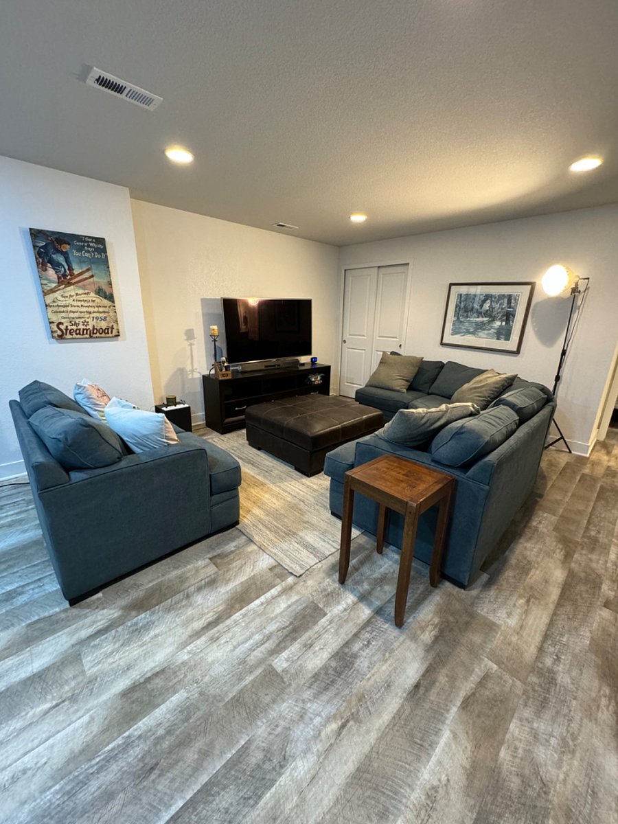 Living Room 2f