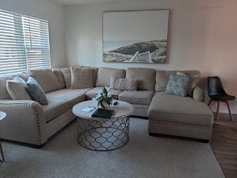 Furnished Finder property 643420_1 photo 4