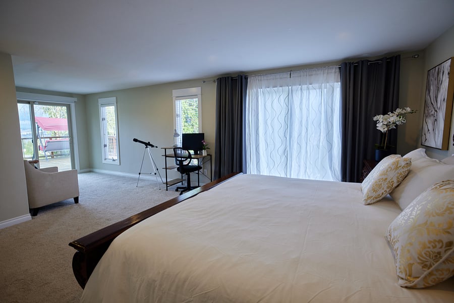 Bedroom #4 (Master, upstairs)