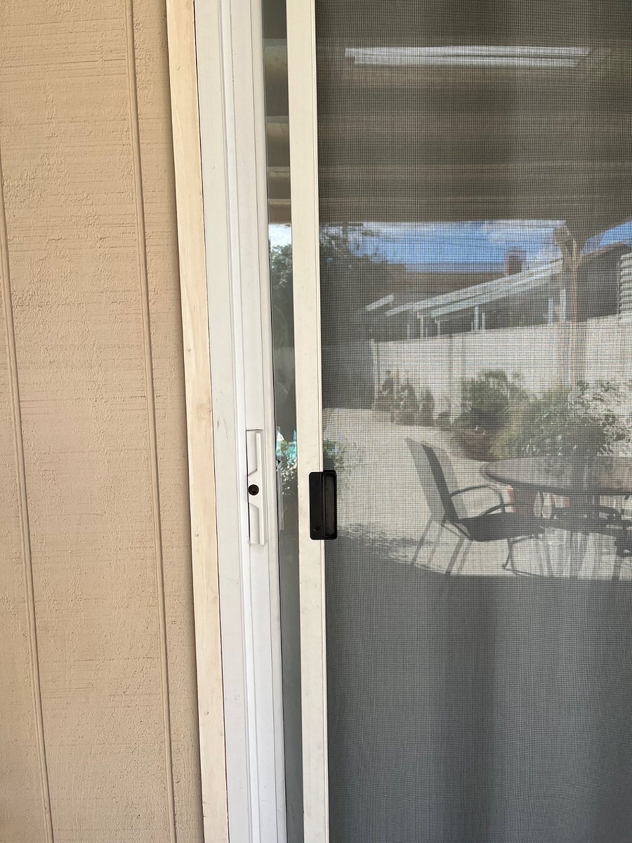 Key lock entry