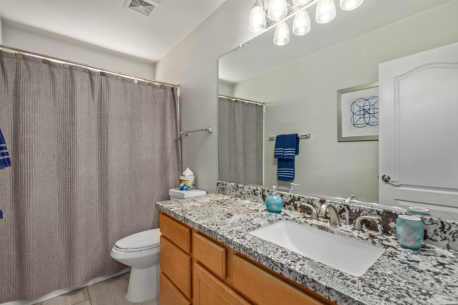 Bathroom 2 with tub/shower combination