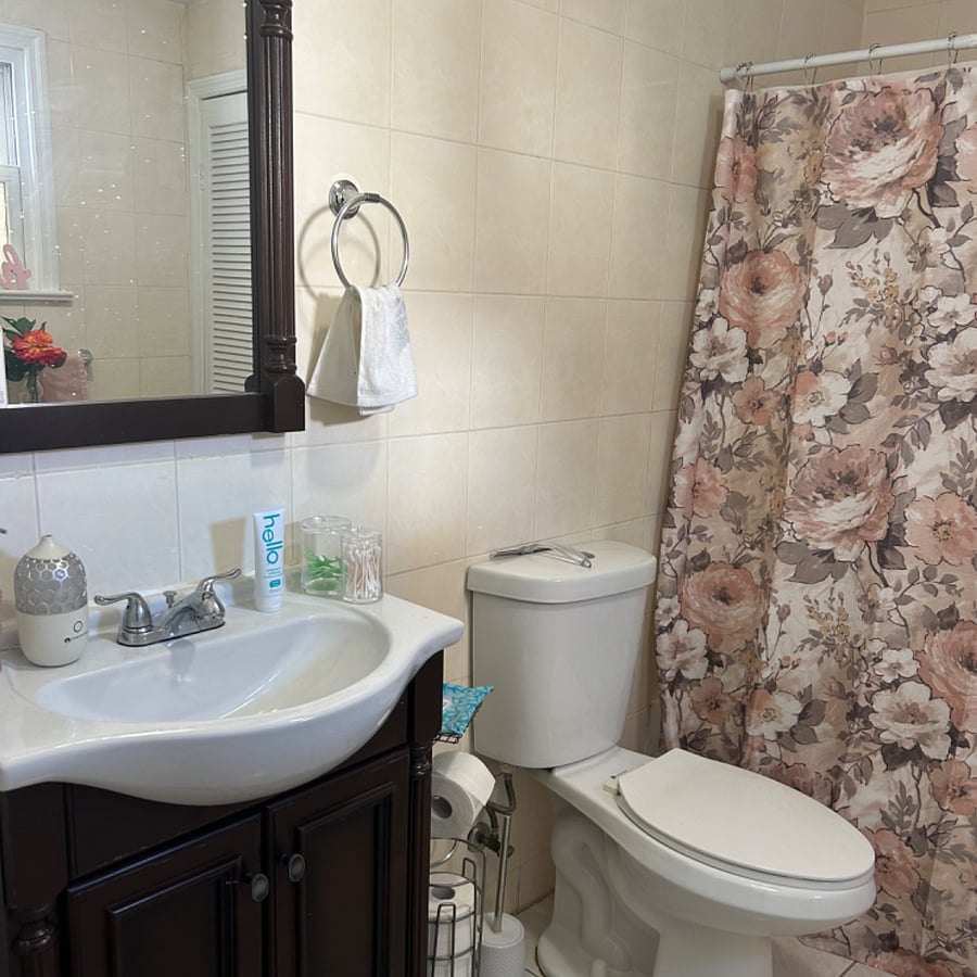 2nd floor bath