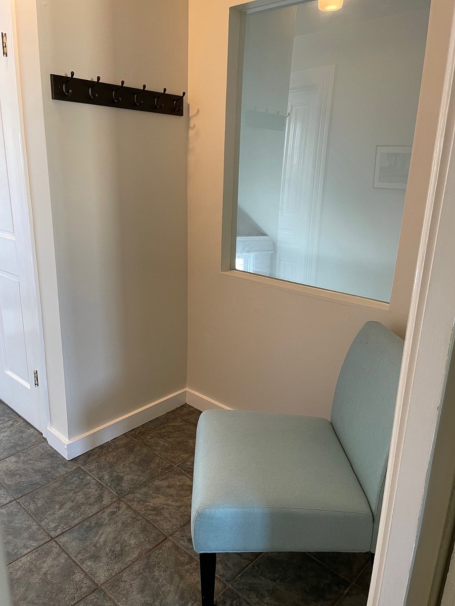 "Mudroom" alcove between bedroom and living room. 