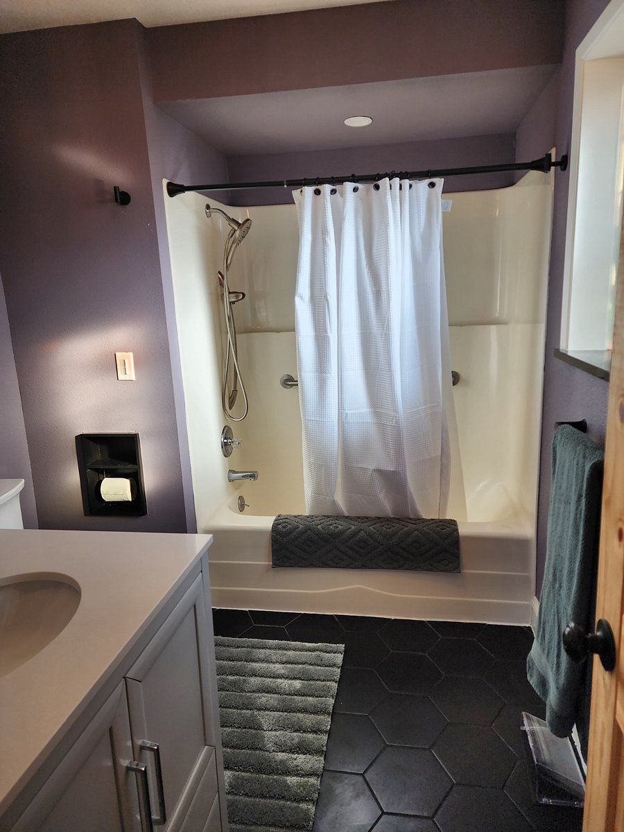 Master bathroom.