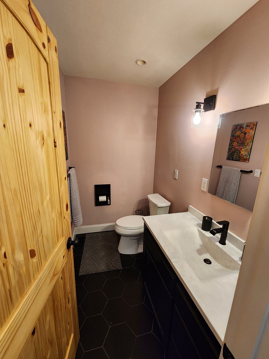 Smaller Hallway bathroom.