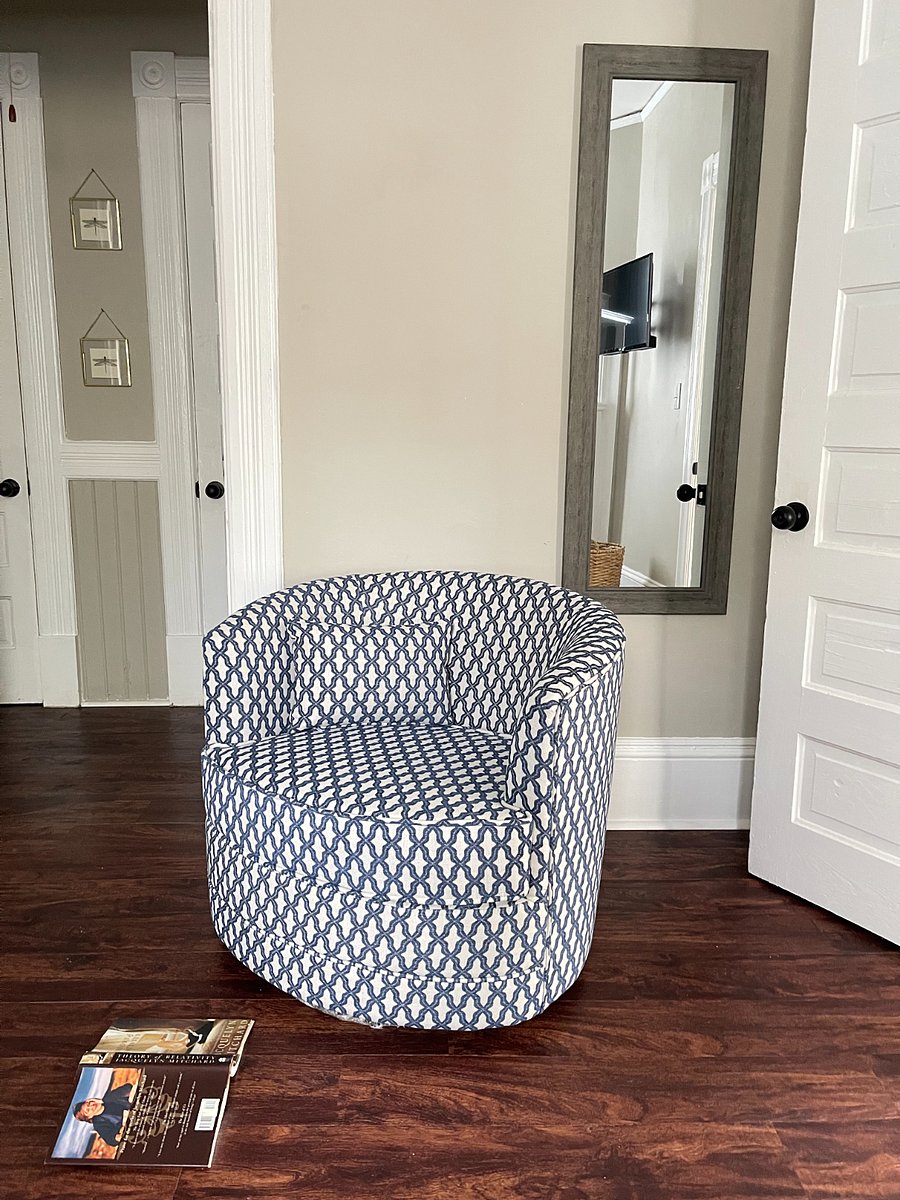 Club Calloway - Bedroom Lounge Area