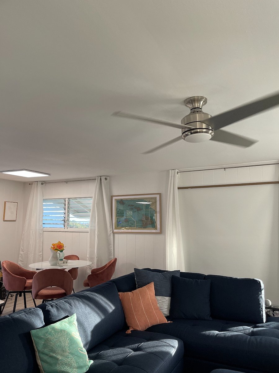 Dining area off the kitchen