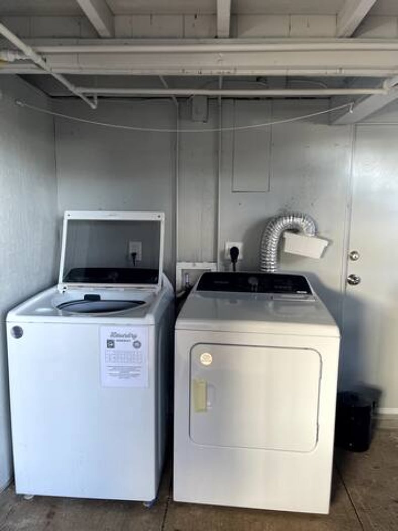 Onsight washer and dryer