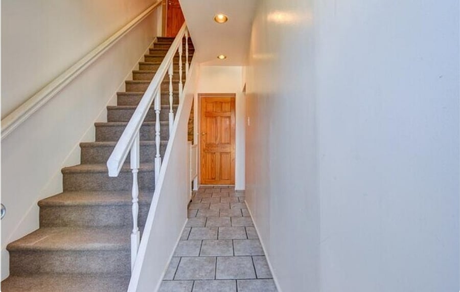 Rear-shared exit of the building.