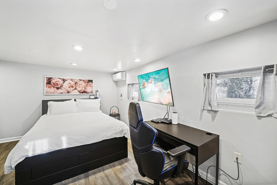 Queen bed with foam mattress.