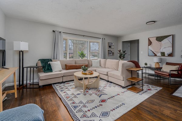 Furnished Finder property 644976_1 photo 3