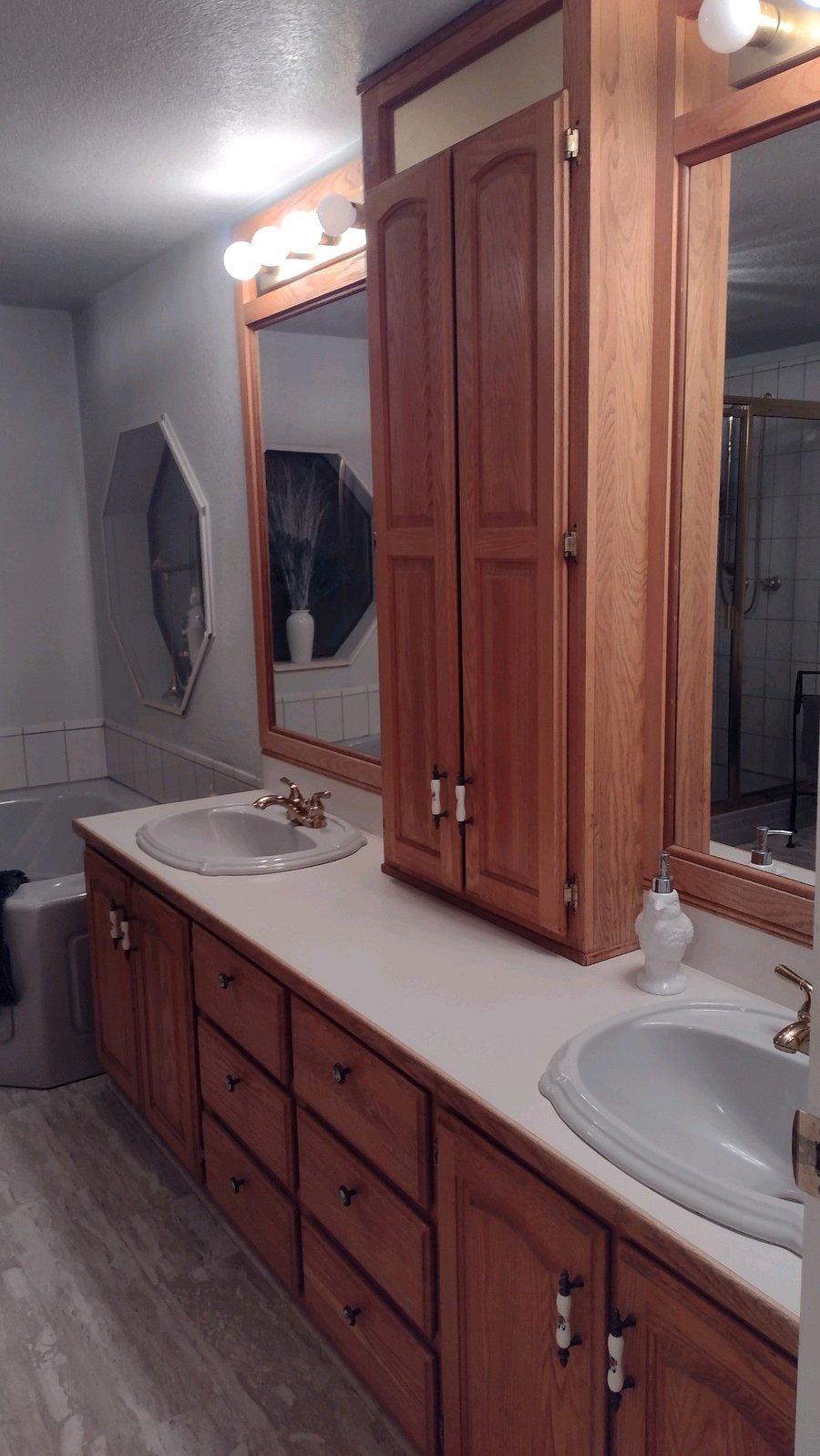 Furnished Finder property 645010_1 photo 8