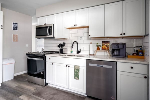 Furnished Finder property 645021_1 photo 21