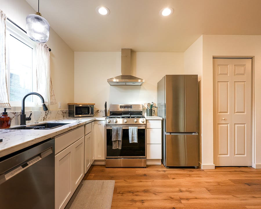 Furnished Finder property 645052_1 photo 2