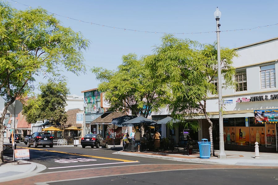 La Mesa Village - shops and restaurants about 5 min away