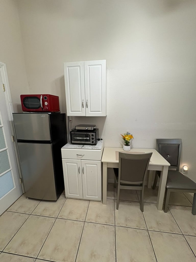 Furnished Finder property 645103_1 photo 13