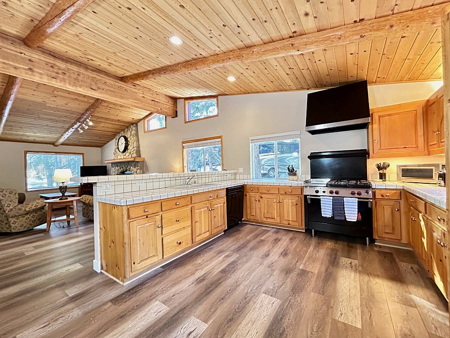 Furnished Finder property 645108_1 photo 1