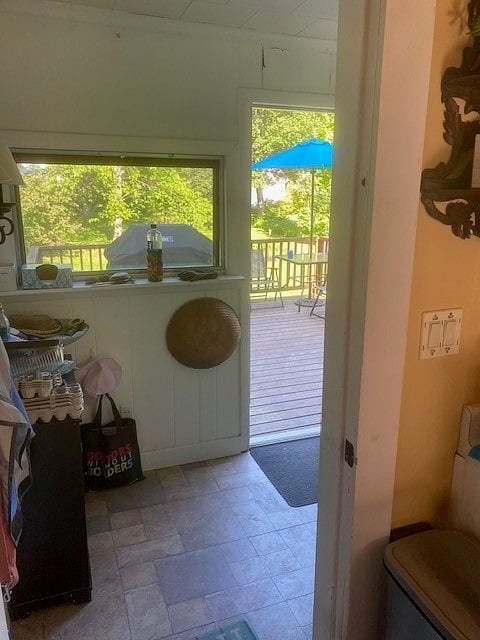 Entryway - Not visible here but there is plenty of room for coat and shoe storage..