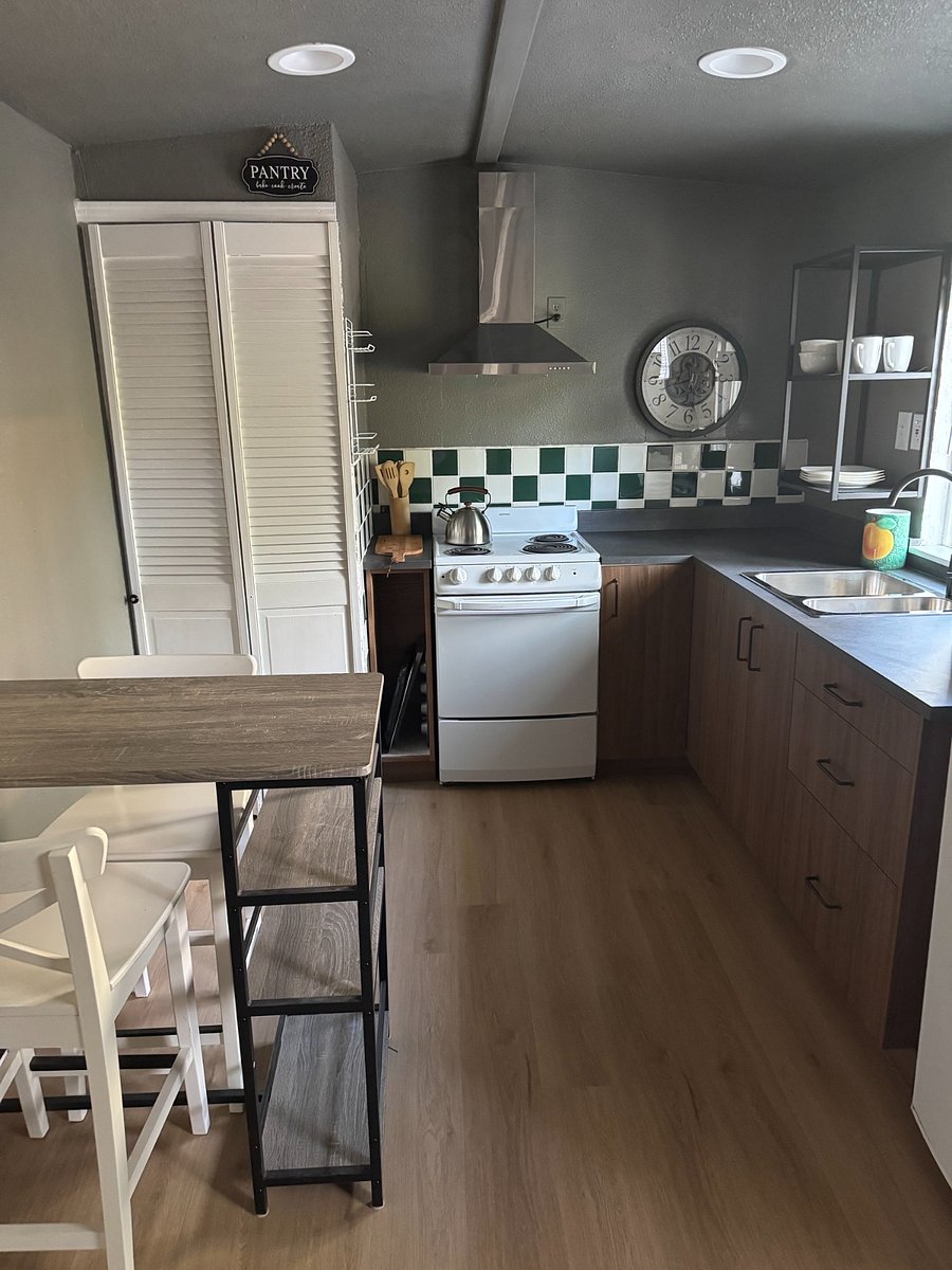 Furnished Finder property 645282_1 photo 18