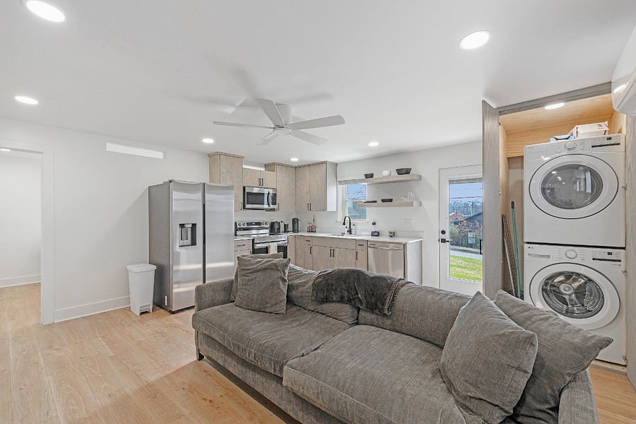 Furnished Finder property 645284_1 photo 3