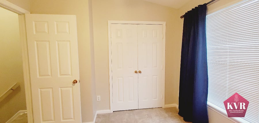 Bedroom 2 Double Door Closet