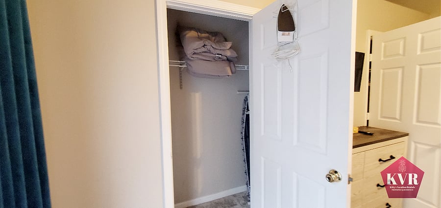 Bedroom One: Second closet entry