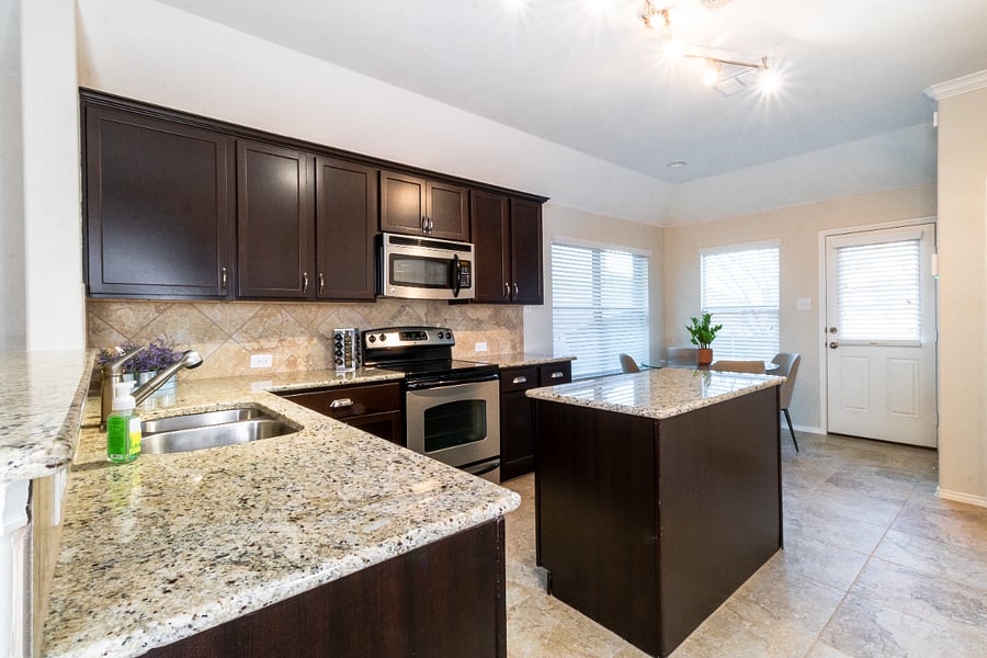 Furnished Finder property 645400_1 photo 3