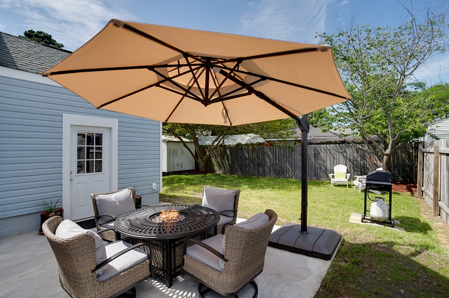Backyard- Firepit and Patio 