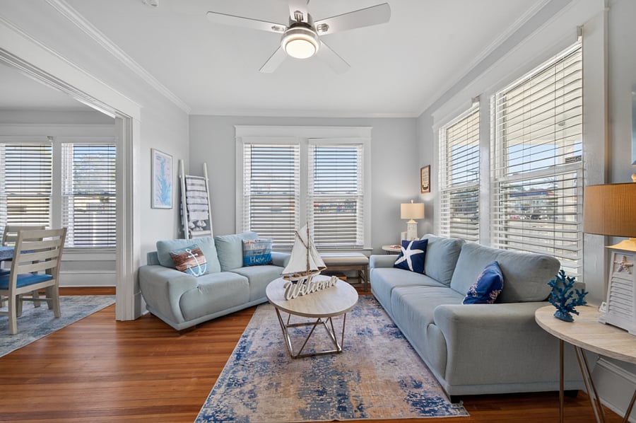 Main Level - Living Room