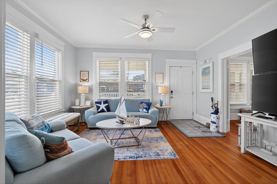 Main Level - Living Room