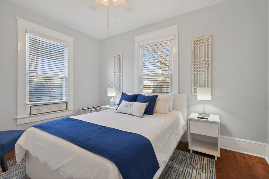 Main Floor Bedroom 1 (Queen Bed)