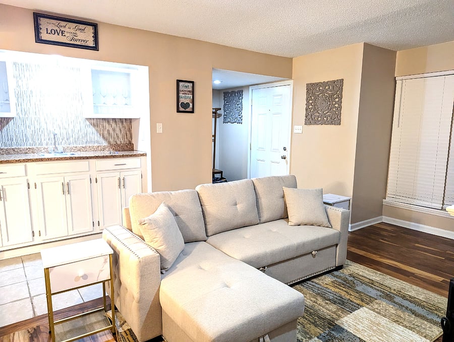 Furnished Finder property 645490_1 photo 13
