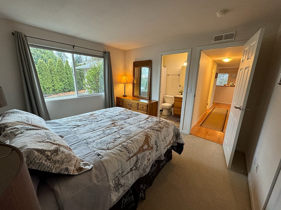 Furnished Finder property 645586_1 photo 12