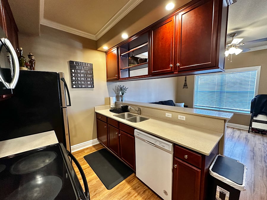 Furnished Finder property 645602_1 photo 12