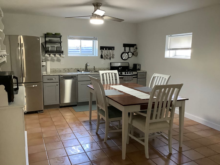Furnished Finder property 645630_1 photo 2