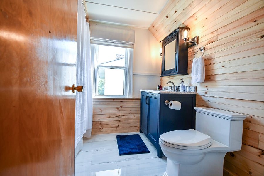 Upstairs primary bath